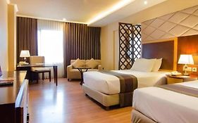 Regent's Park Hotel at Kayutangan Malang